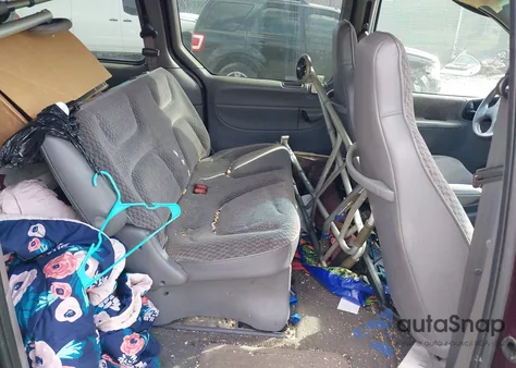 2000 Dodge Grand Caravan из США, поврежденный, VIN 2B4GP24RXYR66594D